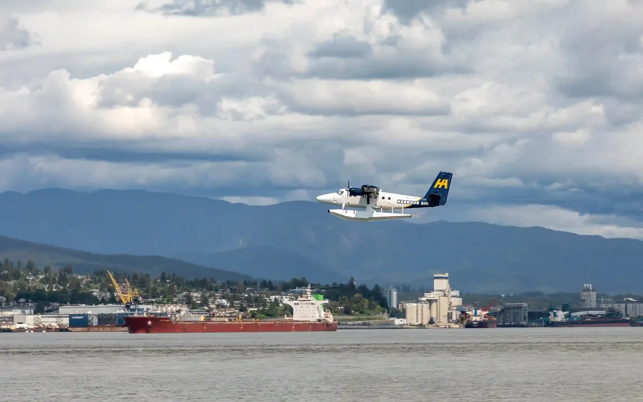 Vancouver Panorama Scenic Seaplane Tour featured view